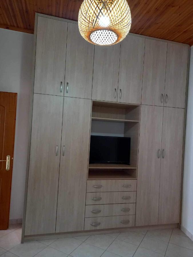 Gkoros House Old Town Villa Himare Exterior photo